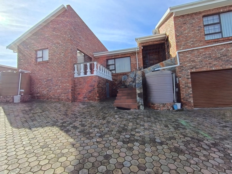 3 Bedroom Property for Sale in Dana Bay Western Cape